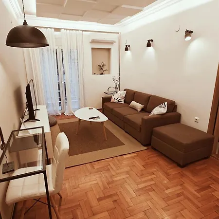 Think Home, Exploring The Center Of شقة *