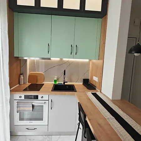 Appartement Think Home, Exploring The Center Of