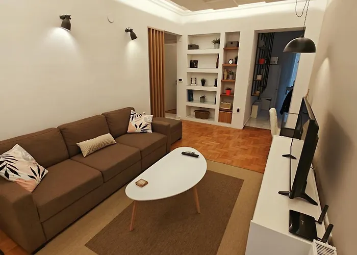 Think Home, Exploring The Center Of Апартаменты Салоники